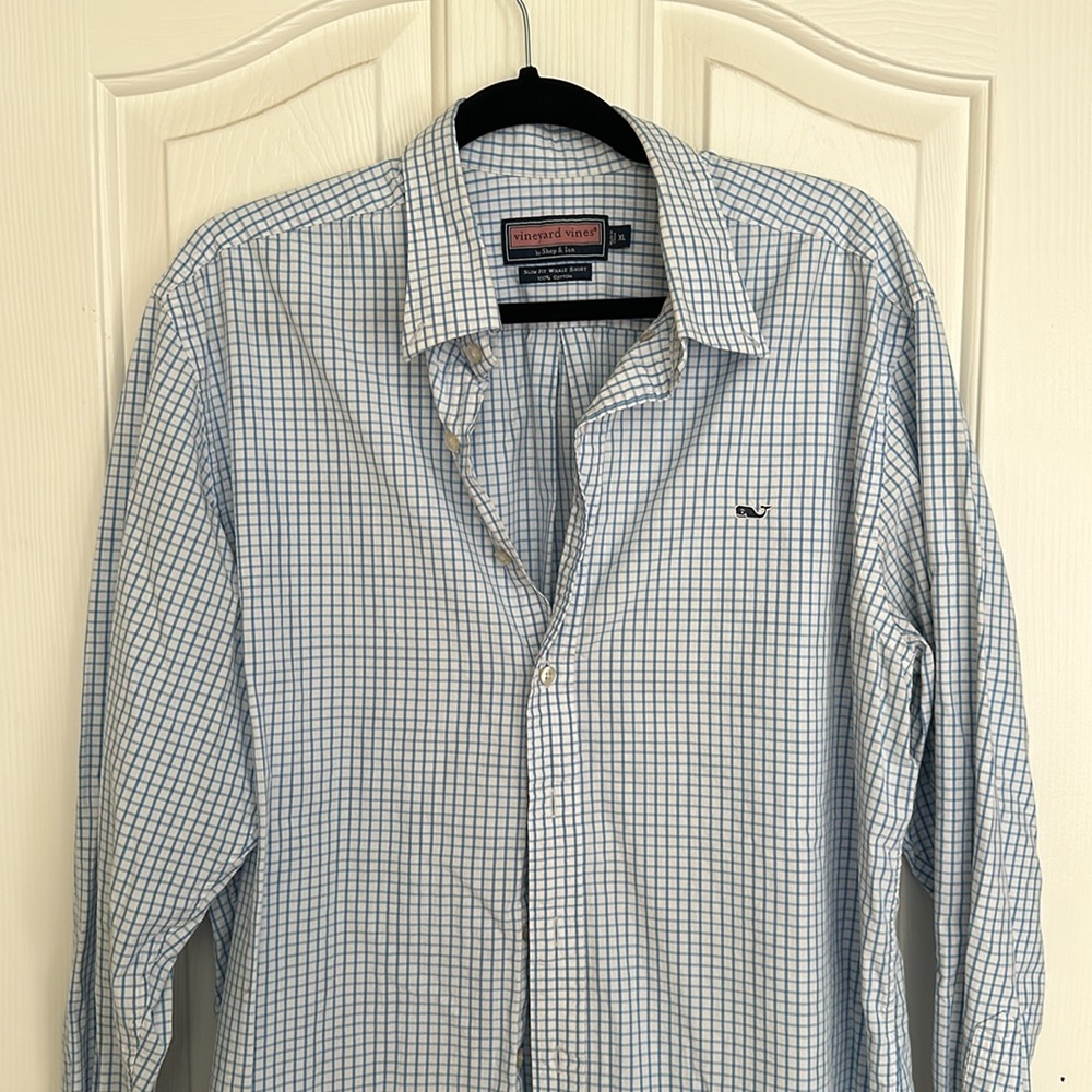 Vineyard Vines Button Down - image 2